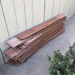 Red Stained Fir Dog-ear Fence Pickets And 2 X 4’s