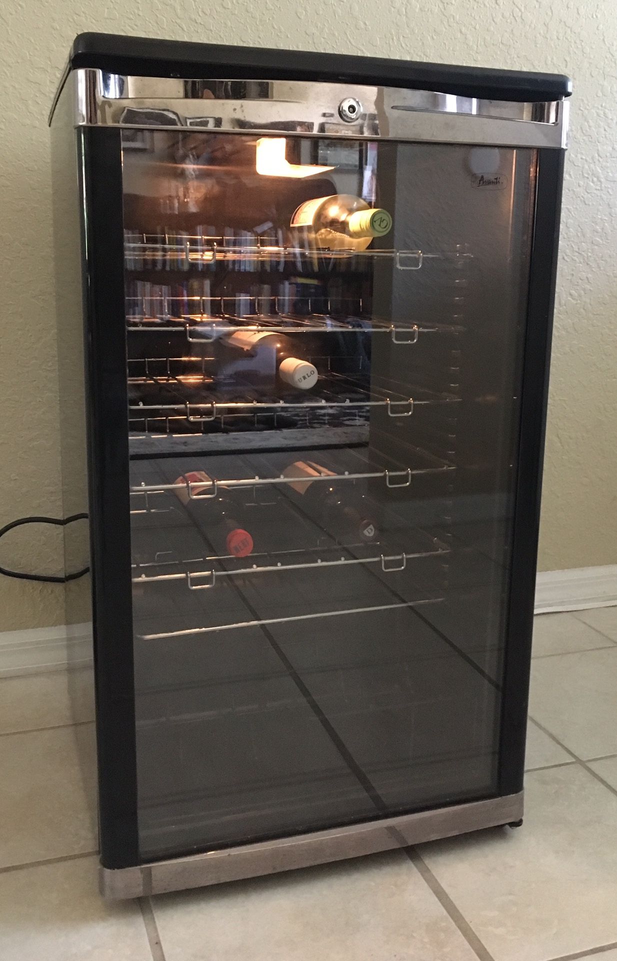 Avanti Refrigerator Wine Chiller Cooler Model Wc 401cl For Sale In Ocala Fl Offerup