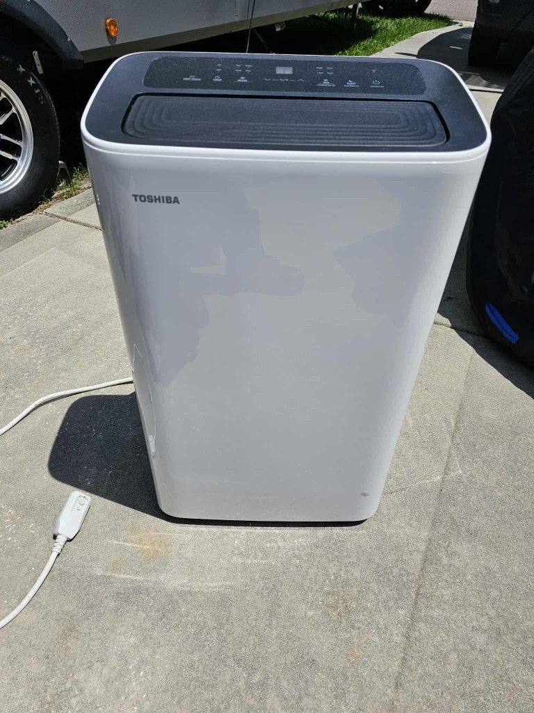 Toshiba Portible Air Conditioner