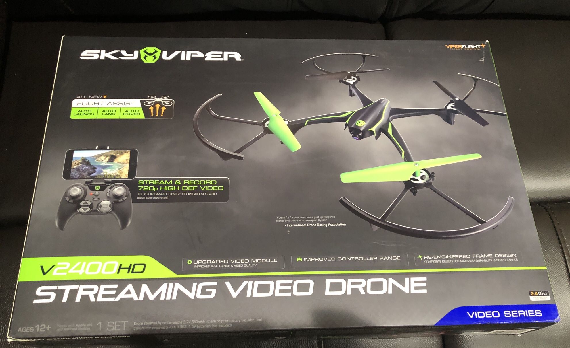 Sky Viper V2400HD Streaming Video Drone by Sky Rocket