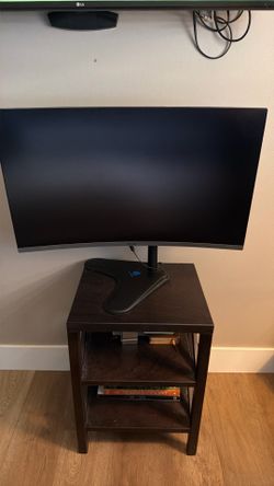 Samsung Curved Monitor (34 inches)