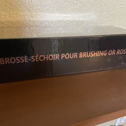 FoxyBae Blowout Dryer Brush