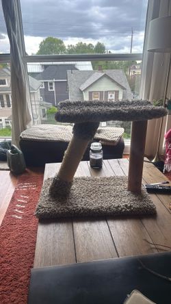 Cat tree