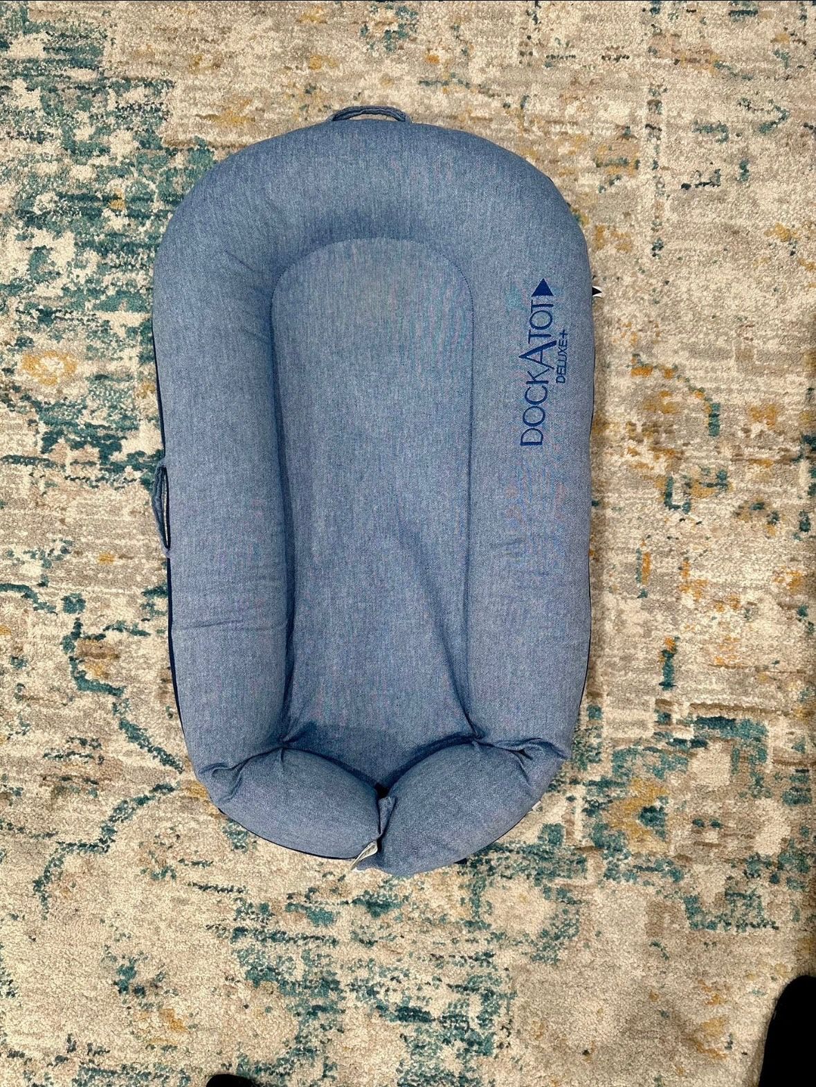 DockAtot Deluxe +