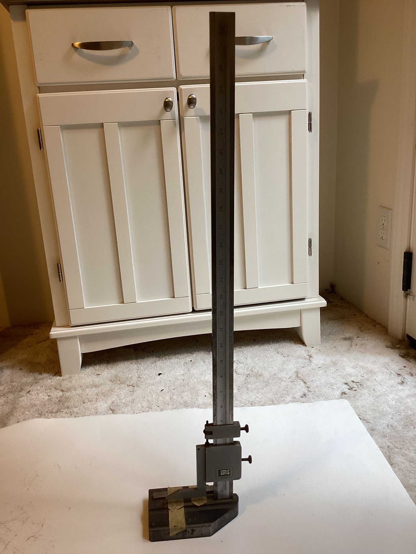 Lufkin Vernier Height Gage, 0-25"