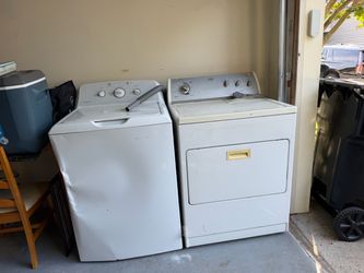 Whirlpool Washer and Dryer Set
