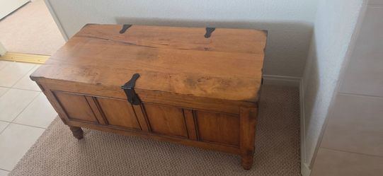 Wood trunk