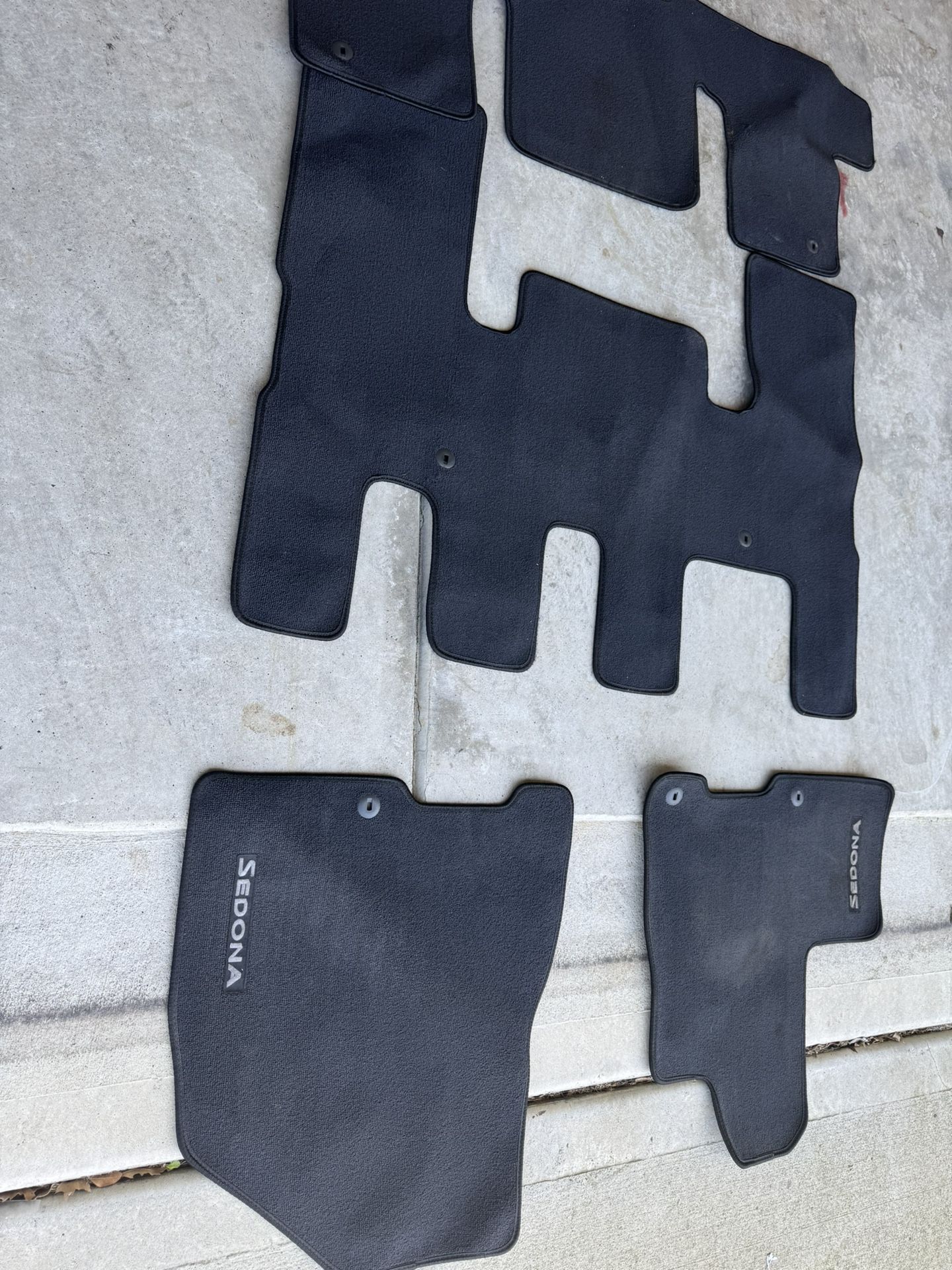 Kia Sedona OEM Floor mats