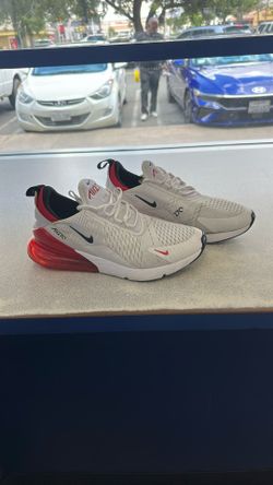Tennis Nike air 270 Custom Color’s.