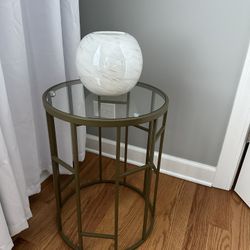 Glass/metal End Table 