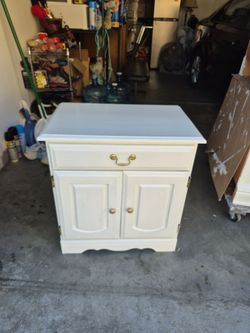 Night stand