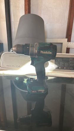 Makita JackHammer Drill 40V