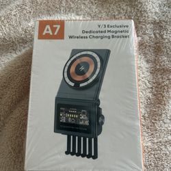 A7 Y3 Exclusive Magnetic Wireless Charging Bracket for Tesla Model 3 & Model Y