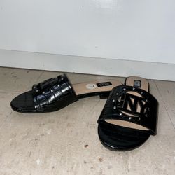 Black Flat Sandal Leather Shoes Jones New York