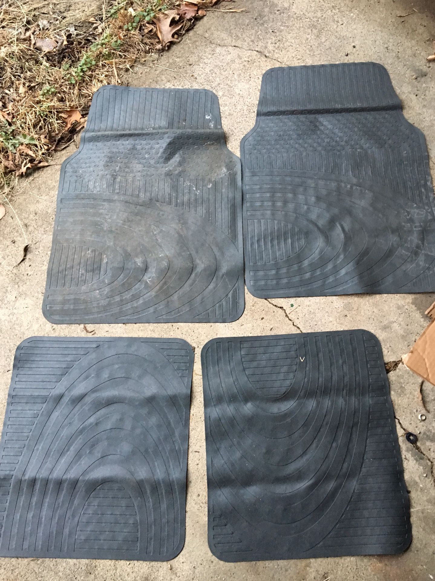 Cheapie vinyl car mats FREE