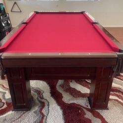 Pool Table ( Free Delivery & Set Up & New Color Felt Of your Choice )