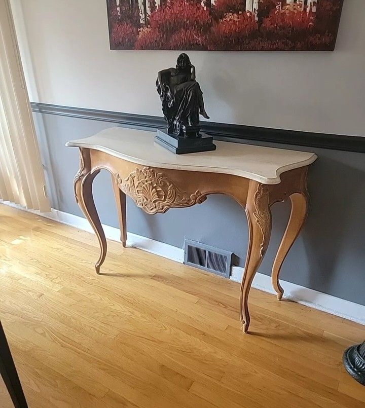 Henredon #8724 console table With Marble Top