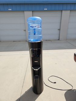 Water dispenser