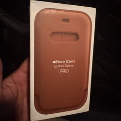 iPhone 12 Mini Leather Sleeve 