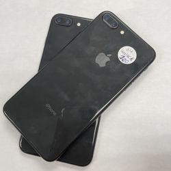Iphone 8 plus 64 gb | Unlocked | Comes with Store warranty | Free charger and Cable 