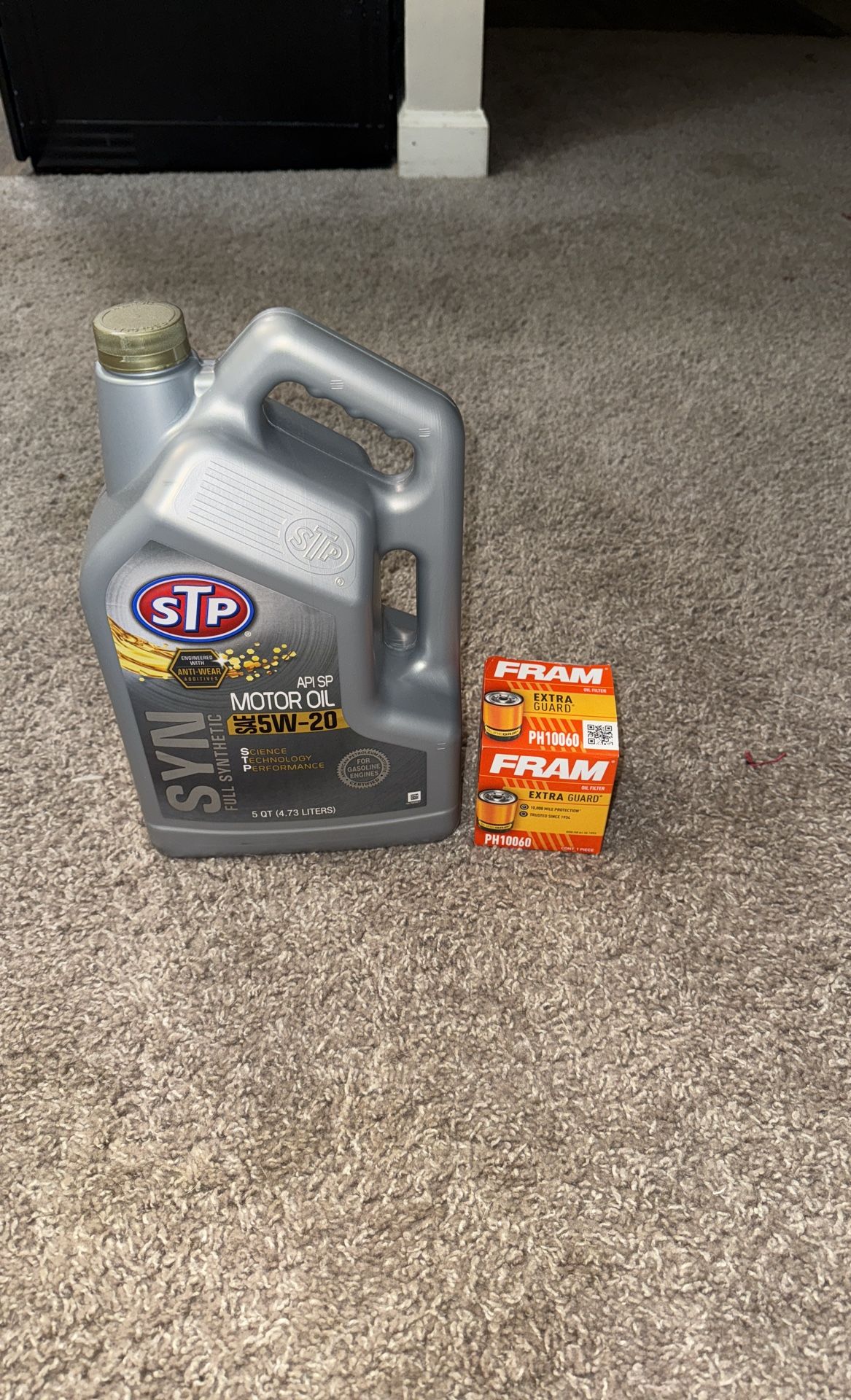 Brand New Car Oil And Oil Filter