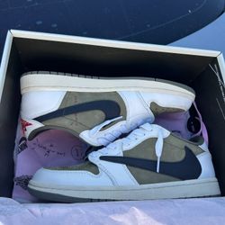 Jordan 1 Low Travis Scott Medium Olive 9.5
