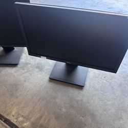 Dell Monitor 21 Inch , only DVI And VGA Ports 
