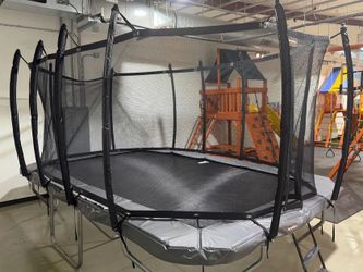 10x17 Avyna Display Trampoline | FREE LOCAL INSTALL