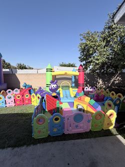 Soft play Multi Color