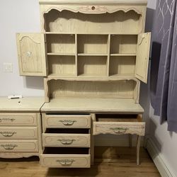 Bedroom set