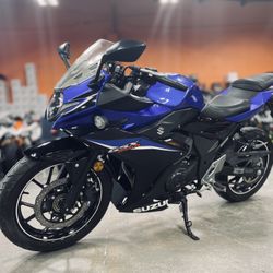 GSX attitude, 250cc freedom. Suzuki GSX 250 In Stock. Mint Condition. 4.5K Miles Only