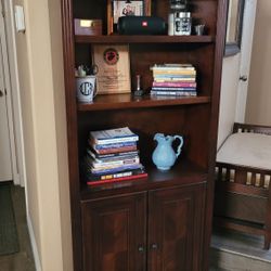 Solid Wood Book Case, 6ft Tall, In Excellent Conditions 