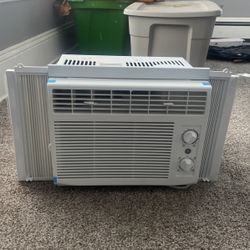 Brand new air conditioner 