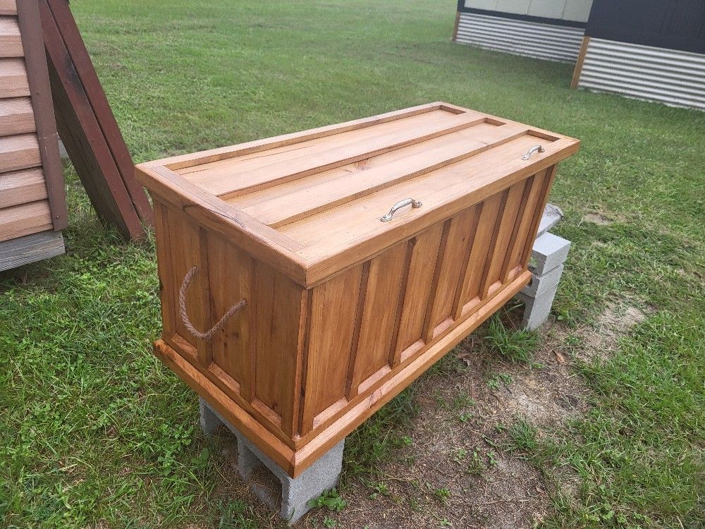 Hope Chest / Storage Trunk