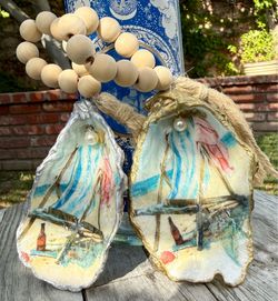 Handmade oyster shell ornaments- Beach scene