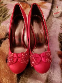 JessicaPaster high heels brand new size 7
