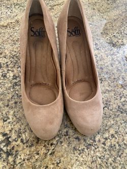 Soft brand beige shoes