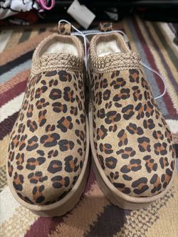 Olivia & Kate Leopard Print Slip-On Slippers with Sherpa Lining