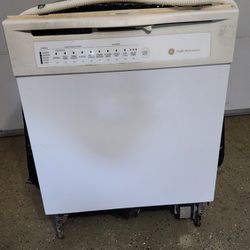 GE Profile Performance Dishwasher
