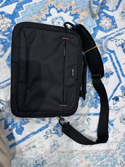 14” Laptop Case - Amazon Basics