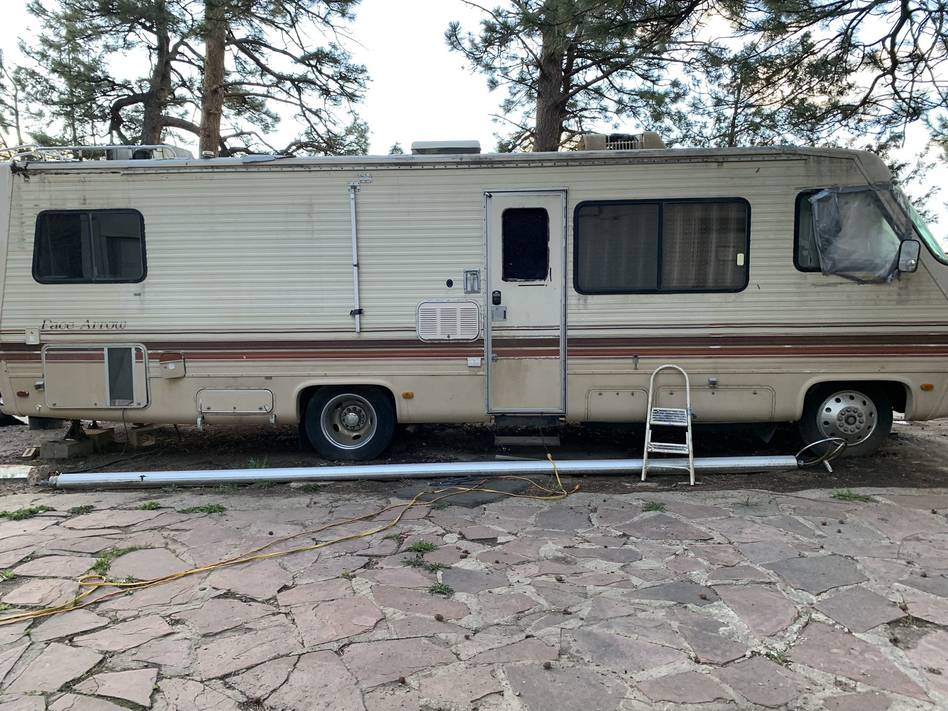 RV 1987 Pace arrow