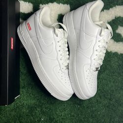 Nike Air Force 1 Supreme 