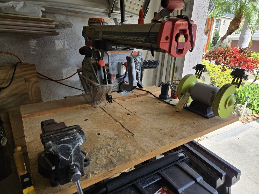 Radial Arm Saw