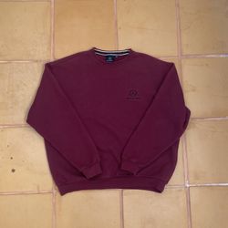 Vintage Made In USA Burgundy Mercedes Benz Embroidered Logo pullover Sweater Size M 