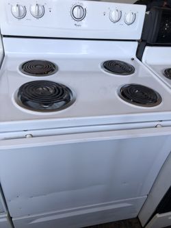 Whirlpool White Nice Electric Stove! Guaranteed! We Can Deliver!