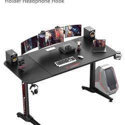 Gaming desk