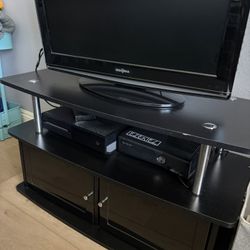 TV Stand / media Center 