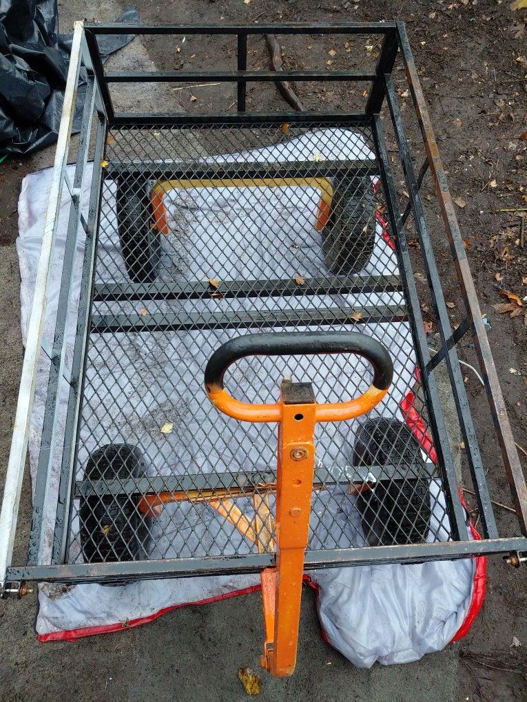 Heavy Duty Gorilla Cart With Collapsible Sides To Make Flatbed