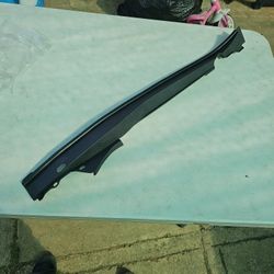 21-22 Lexus IS350 Right Passenger Side Protect Seal 