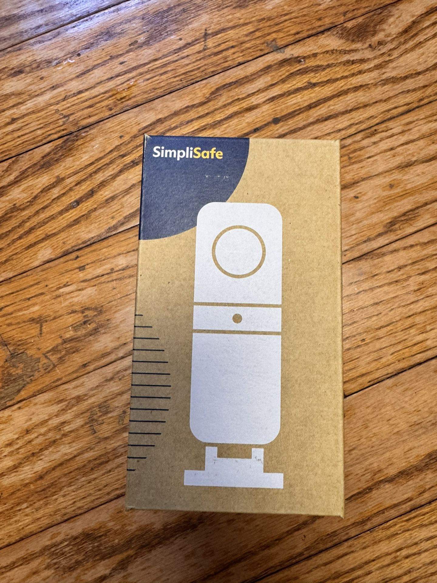 SimplySafe Wireless Indoor Security Camera